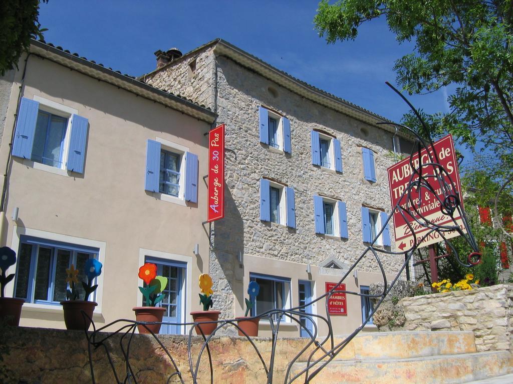 Auberge De Trente Pas Saint-Ferréol-Trente-Pas Exterior photo