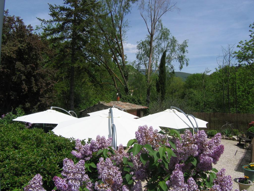 Auberge De Trente Pas Saint-Ferréol-Trente-Pas Exterior photo