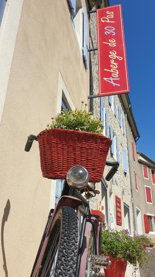 Auberge De Trente Pas Saint-Ferréol-Trente-Pas Exterior photo